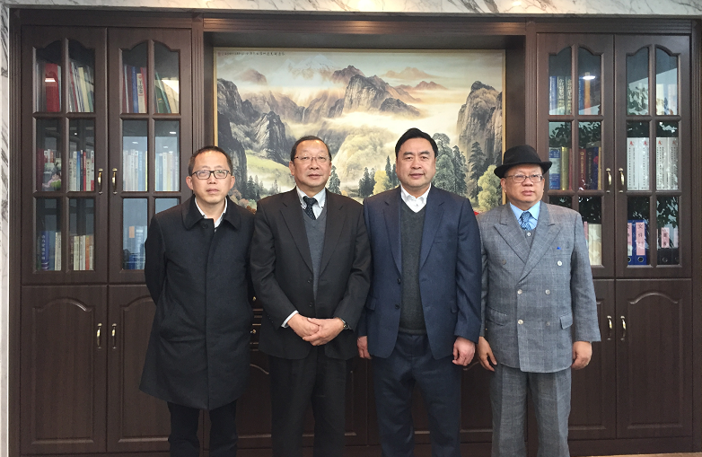 趙振元和陳宗欣教授、蛯子晴夫總經理、愛德中創公司鄒克總經理親切合影.png
